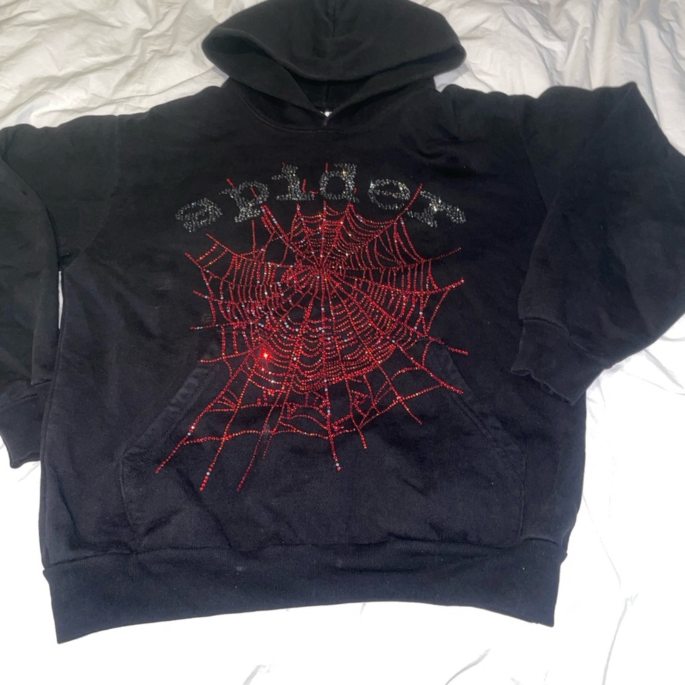 Authentic rhinestone Sp5der hoodie slightly worn but in great condition.